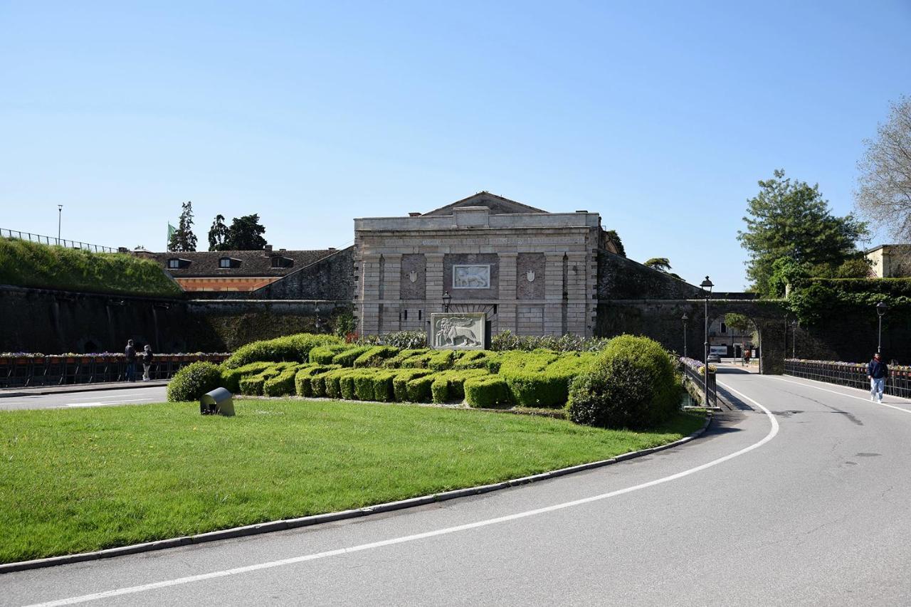 Prigioni House Bed & Breakfast เปสเคียรา เดล การ์ดา ภายนอก รูปภาพ